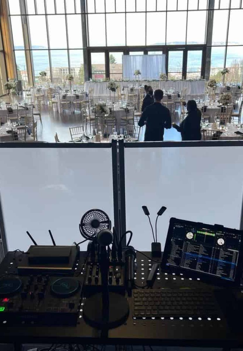 small weddin dj setup